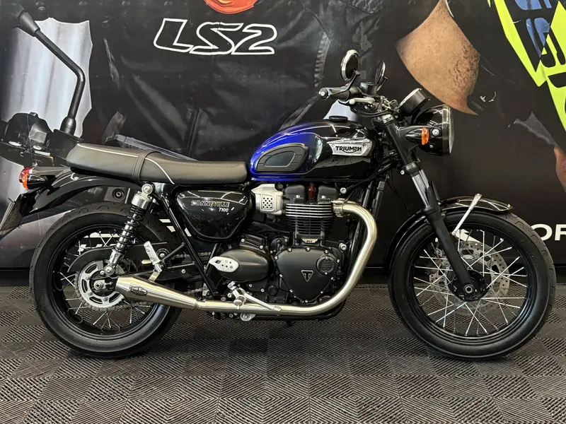 Triumph Bonneville T100 2024