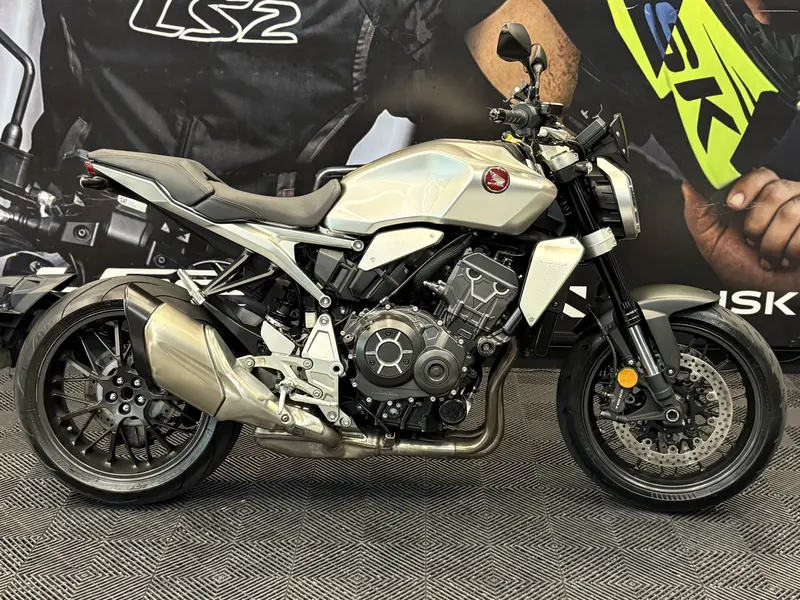 Honda CB 1000R 2023